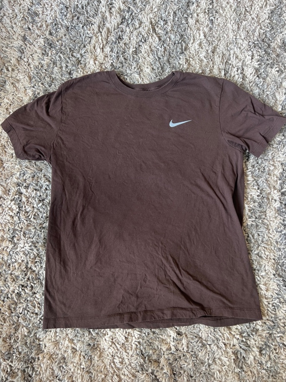 •NIKE• Brown Short-Sleeve Logo Tee
